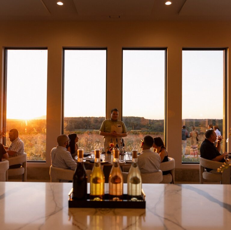 565402262 18289499269285750 6517688835740381947 n 768x767