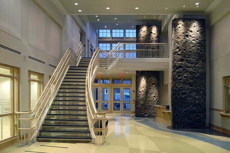 BlackrockLobbyHoriz 768x511