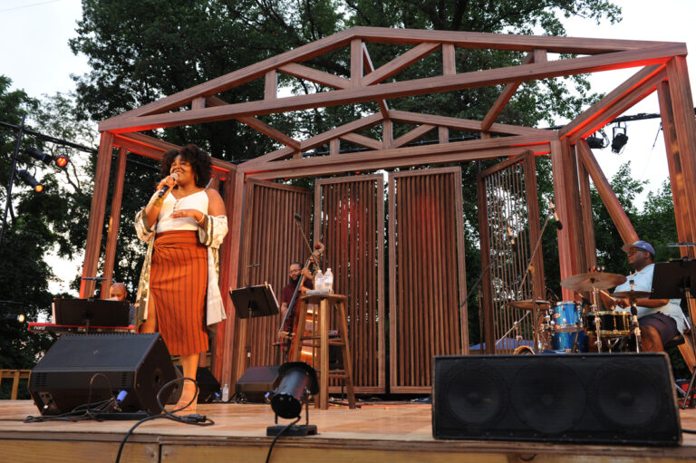 Christie Dashiell Olney 039WEB 768x511