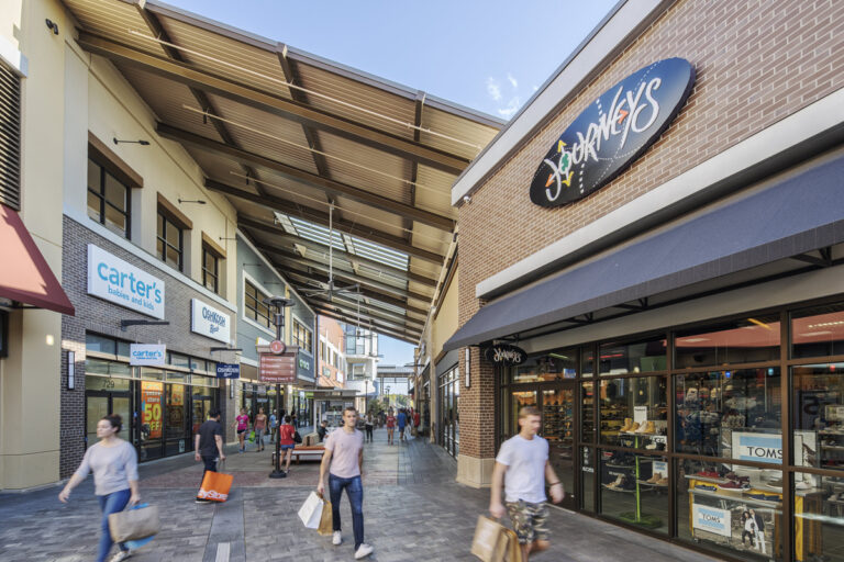 Clarksburg PO Prop shot 12 17 0018WEB 768x512