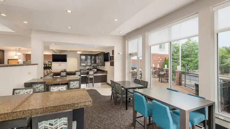 dcasg hiltongardeninn vni7489 2